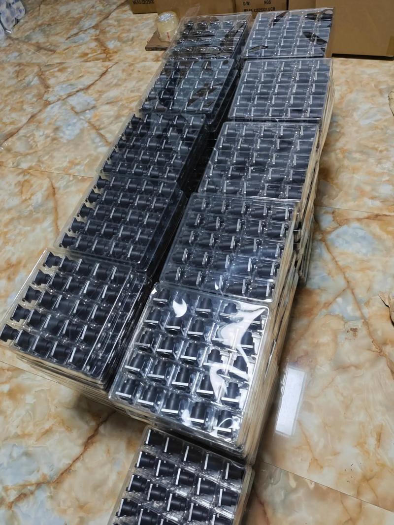 显示屏信号连接器#电子元器件 #电子产品 #线材 #连接器 - 抖音